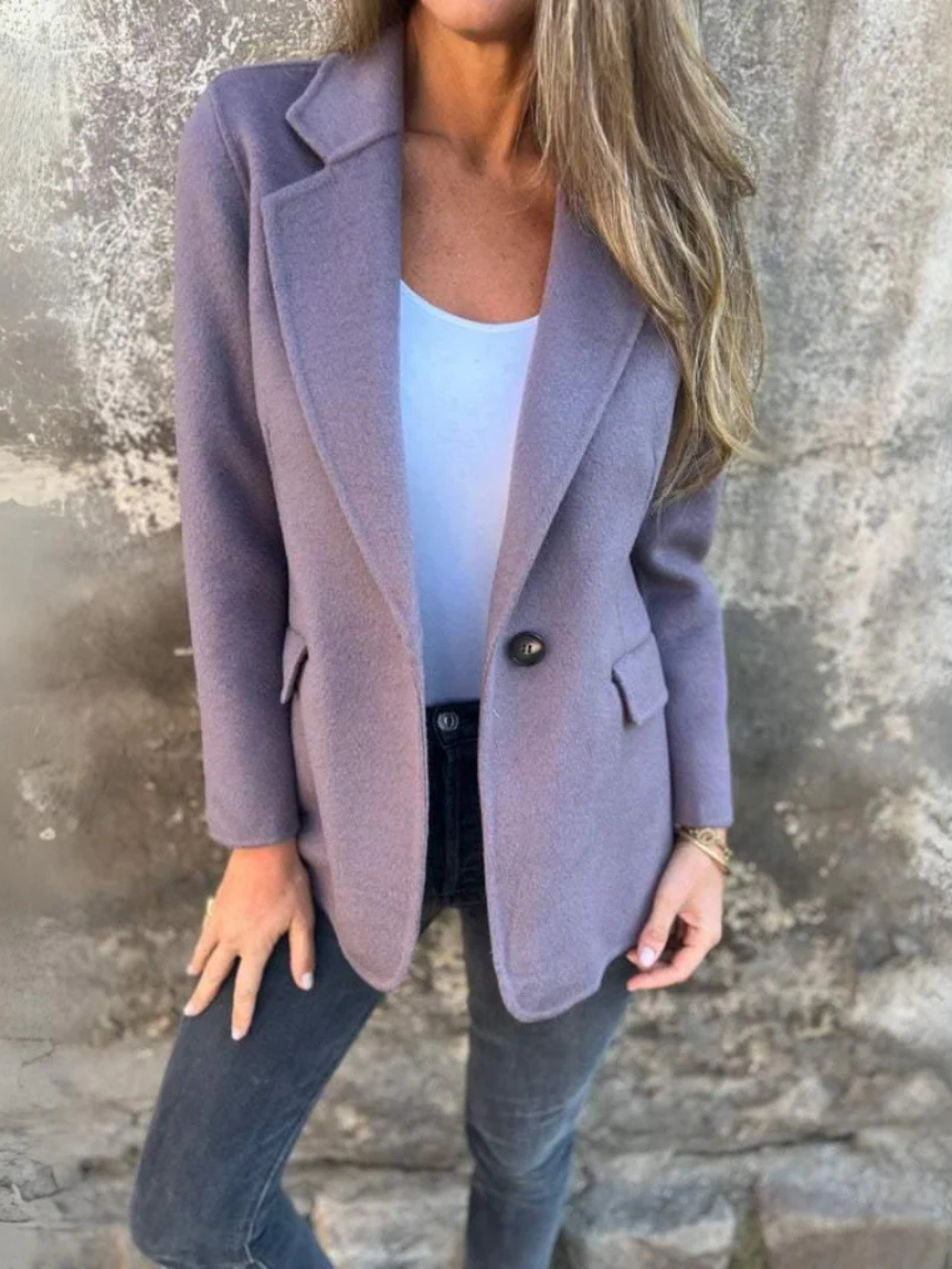 Blazer Madeleine Corte Elegante en Lana Sintética
