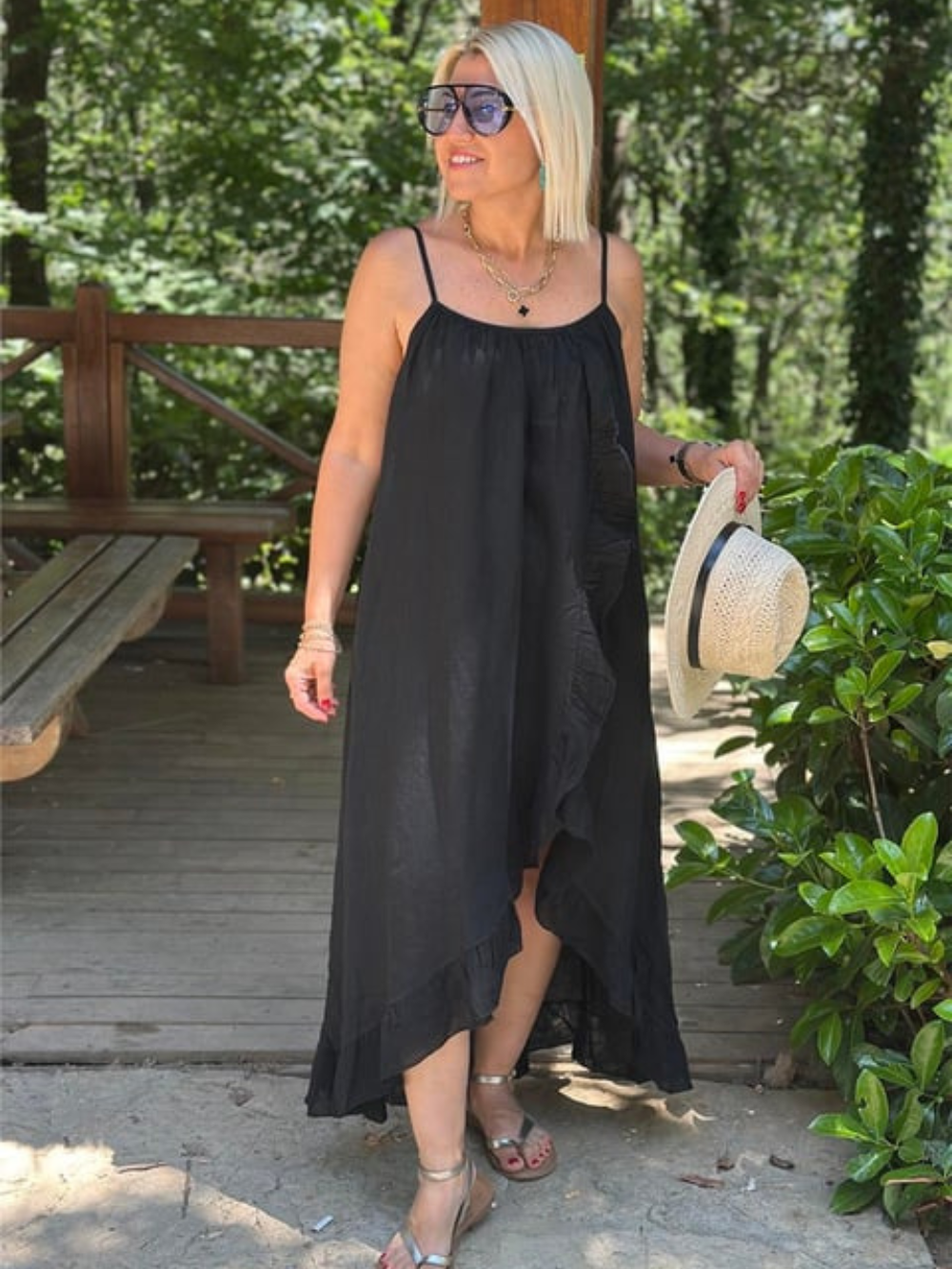 Vestido Juliana de lino con tirantes y volantes