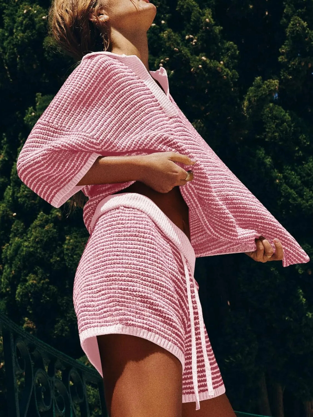Conjunto Top de punto y short de tiro alto