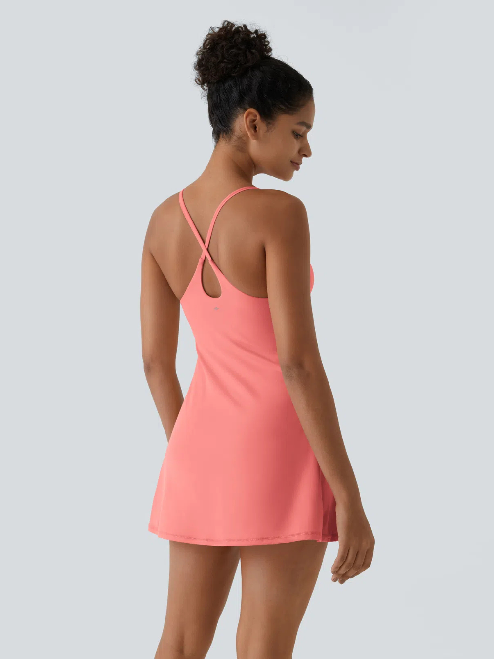 Vestido deportivo sin espalda 2 en 1