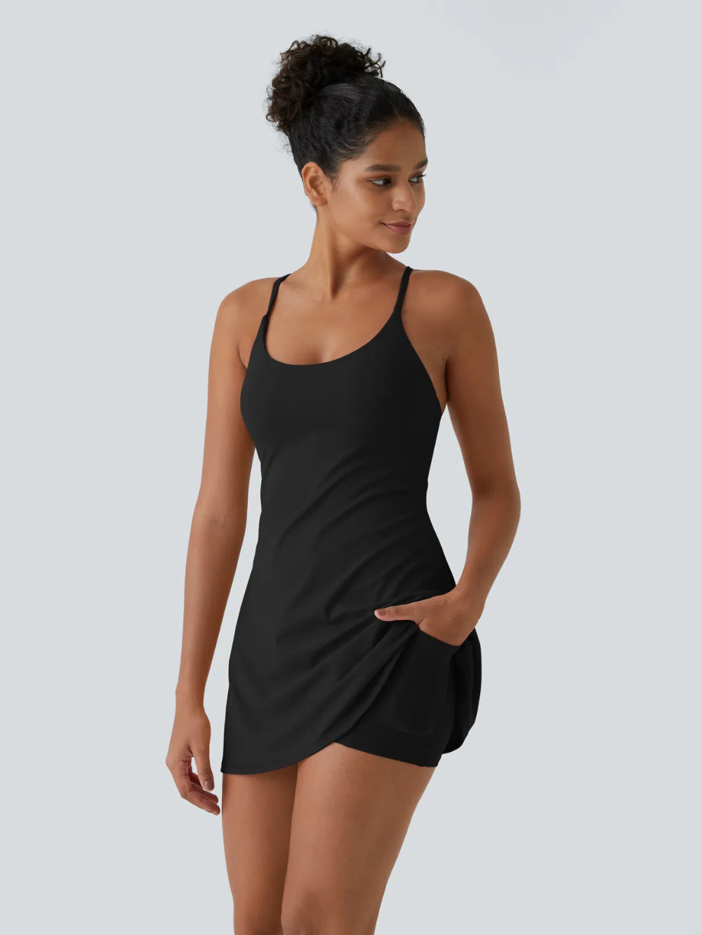 Vestido deportivo sin espalda 2 en 1