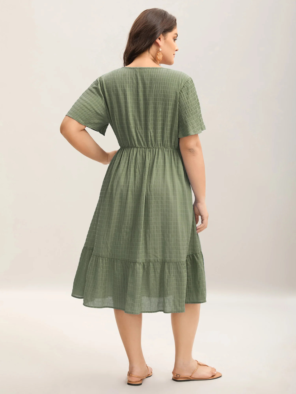 Vestido Midi Lumi con encaje texturizado y bolsillos