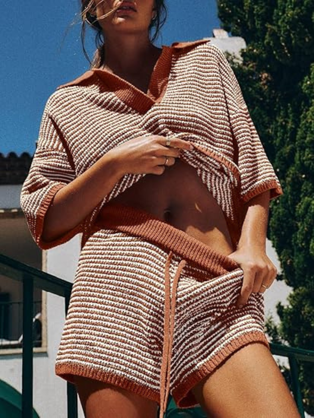 Conjunto Top de punto y short de tiro alto