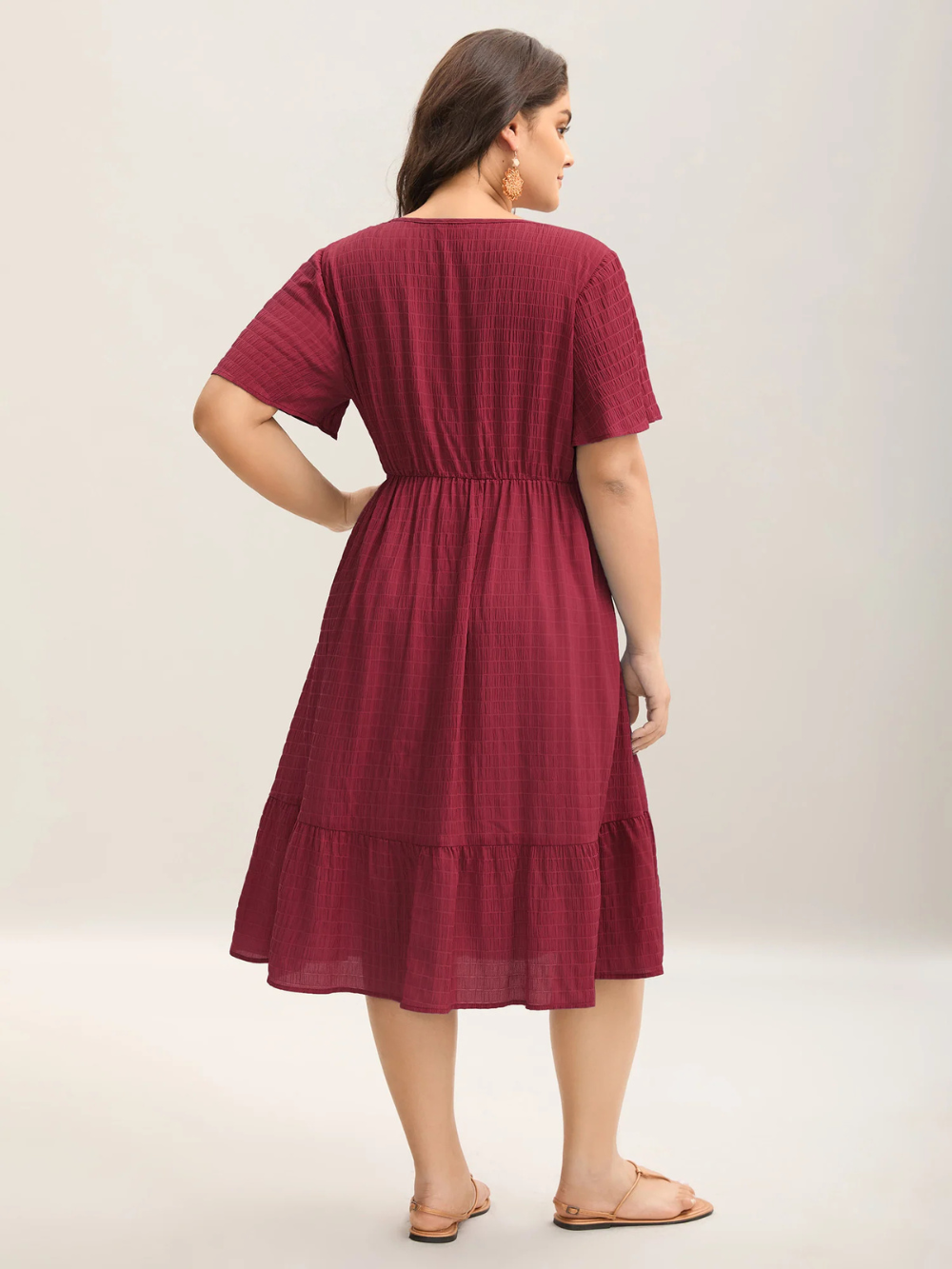 Vestido Midi Lumi con encaje texturizado y bolsillos