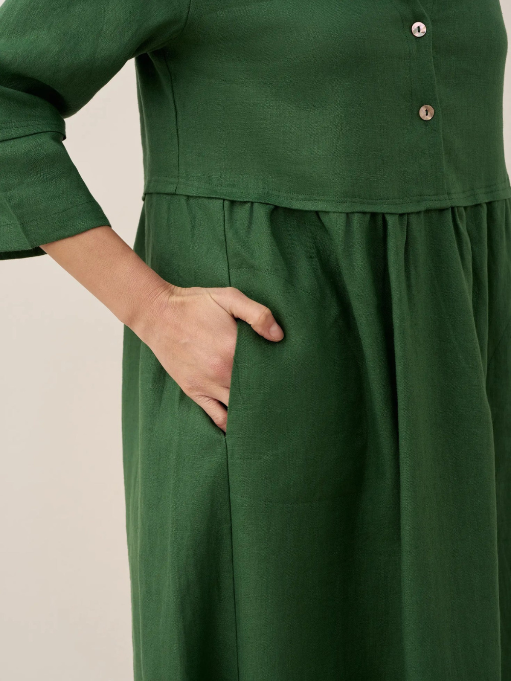 Vestido Luna de lino con botones y bolsillos