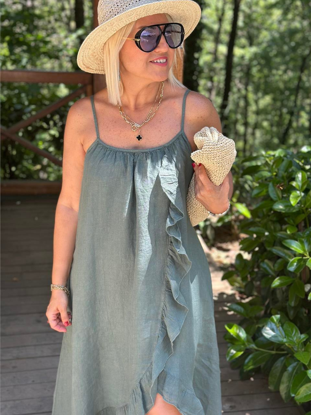 Vestido Juliana de lino con tirantes y volantes