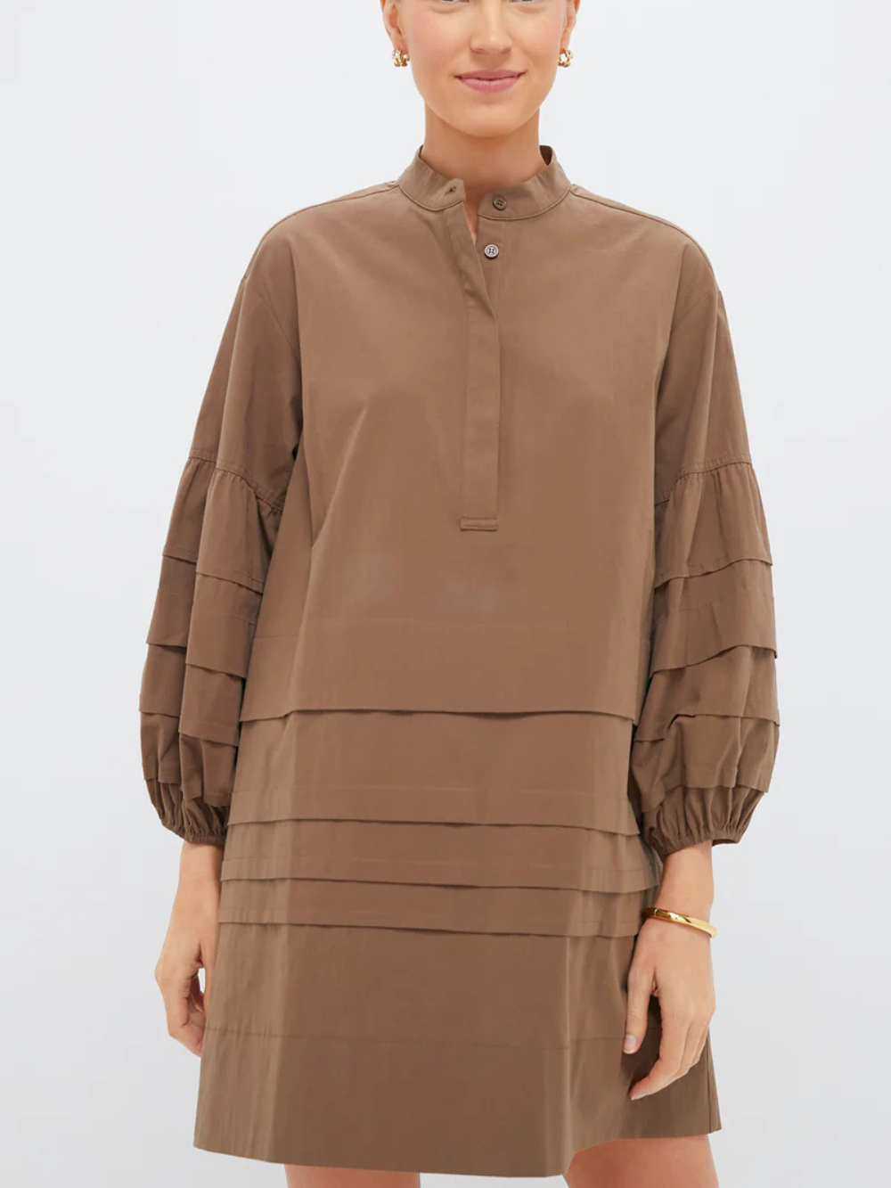Vestido Chelsea con volantes en mangas y bajo