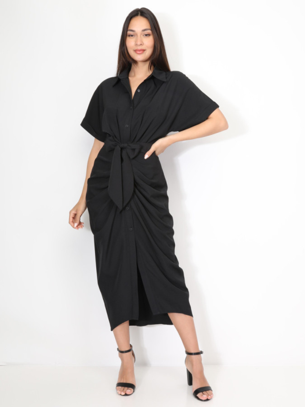 Vestido Classic Pleat – Camisero con pliegues y cinturón