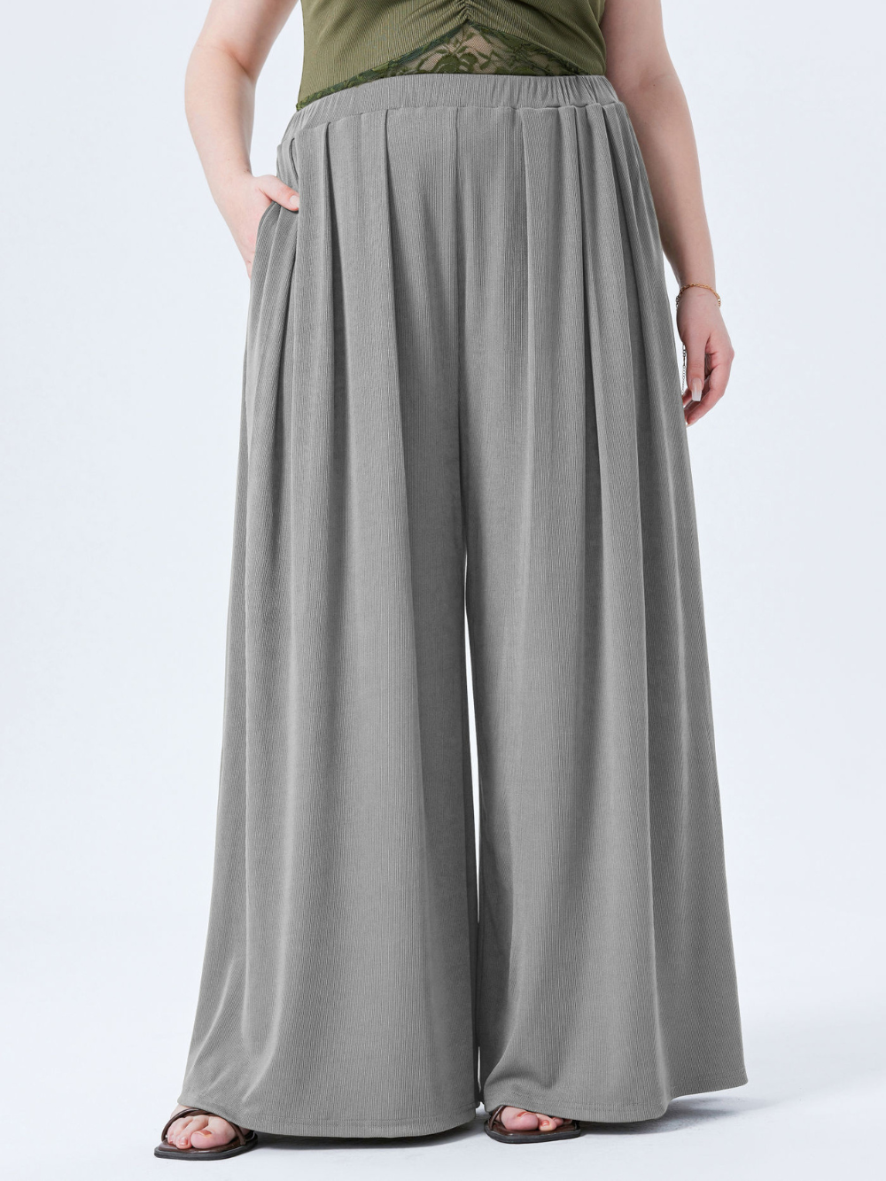 Pantalón Amalia de pierna ancha y tejido elástico