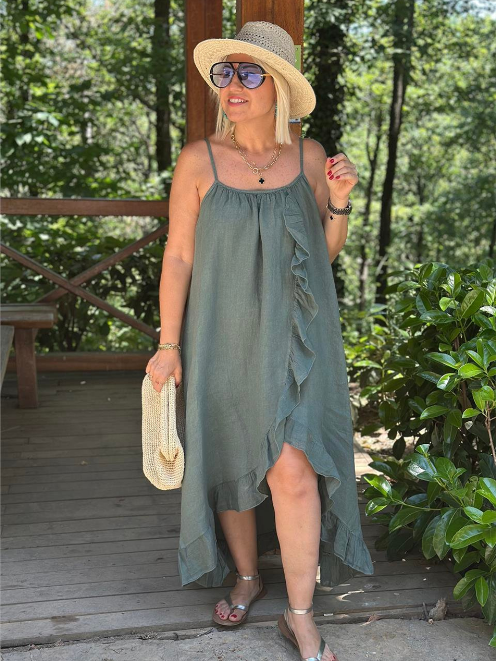 Vestido Juliana de lino con tirantes y volantes