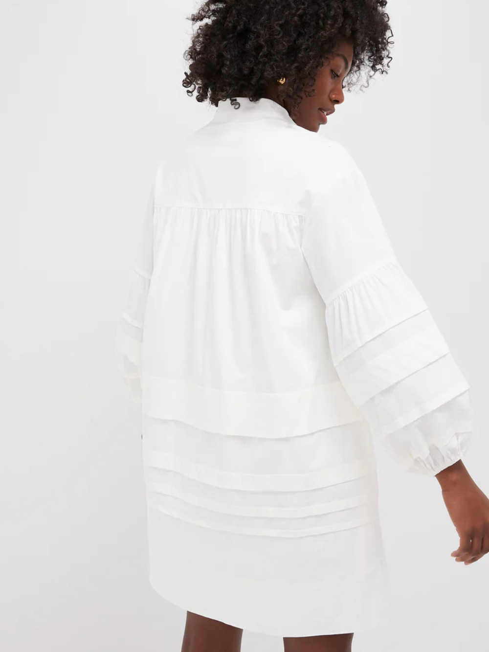 Vestido Chelsea con volantes en mangas y bajo