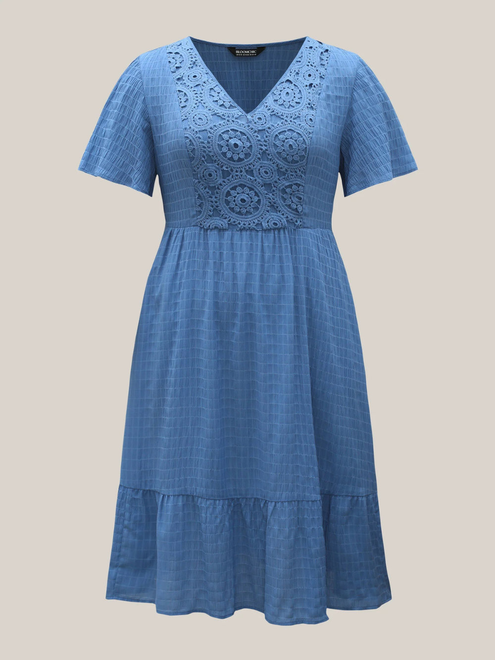 Vestido Midi Lumi con encaje texturizado y bolsillos