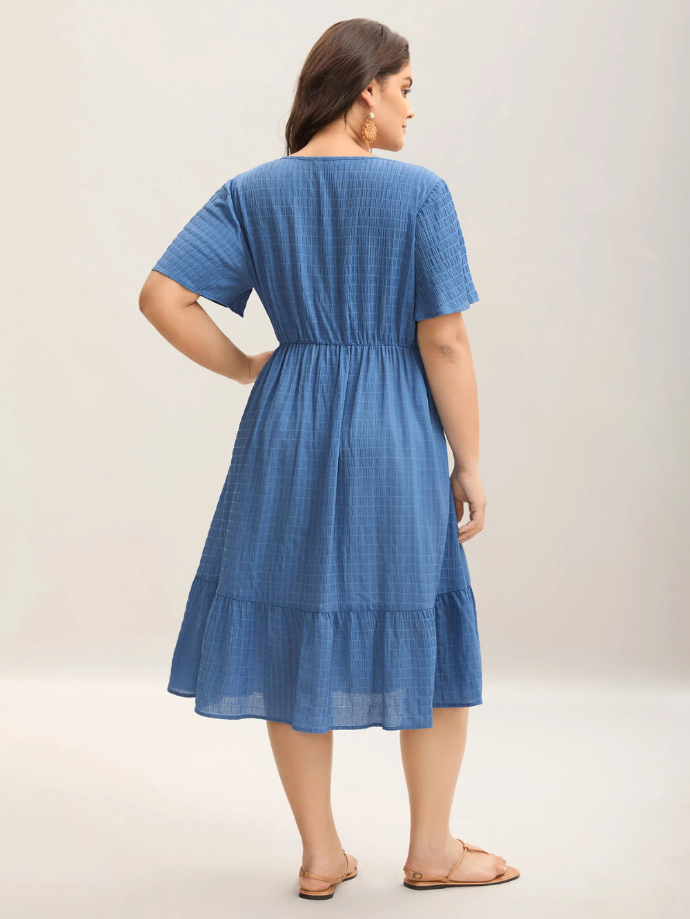 Vestido Midi Lumi con encaje texturizado y bolsillos