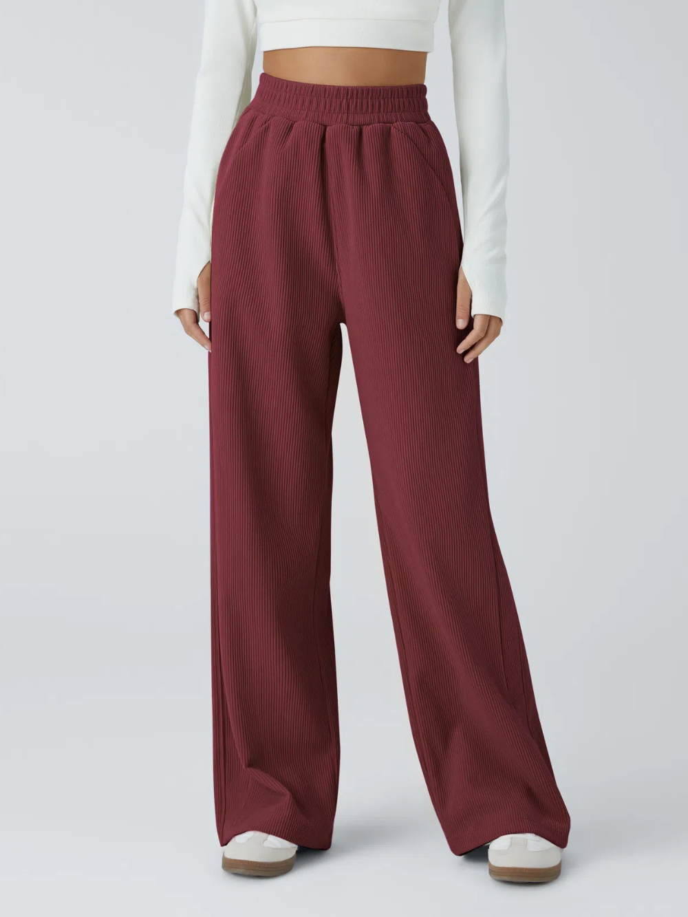 Pantalón recto de pana de tiro alto con bolsillos laterales