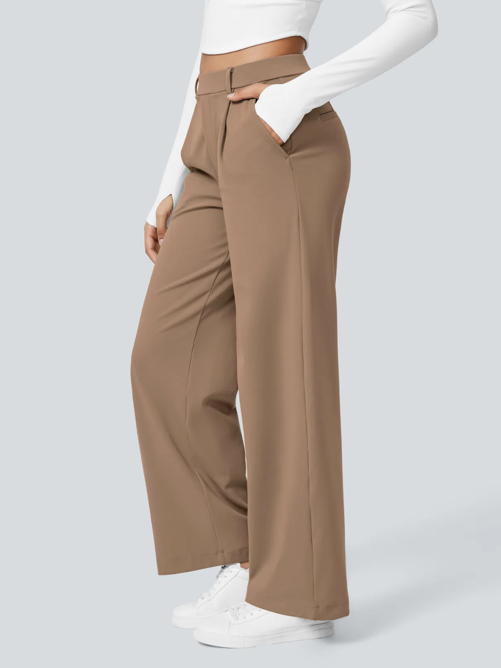 Pantalón recto elástico de tiro alto con pliegues y bolsillos laterales