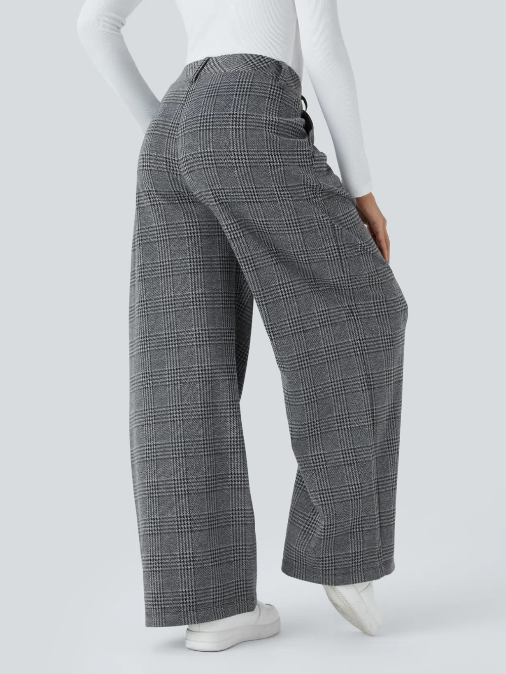 Pantalón tiro alto bolsillo lateral pierna ancha estampado pata gallo