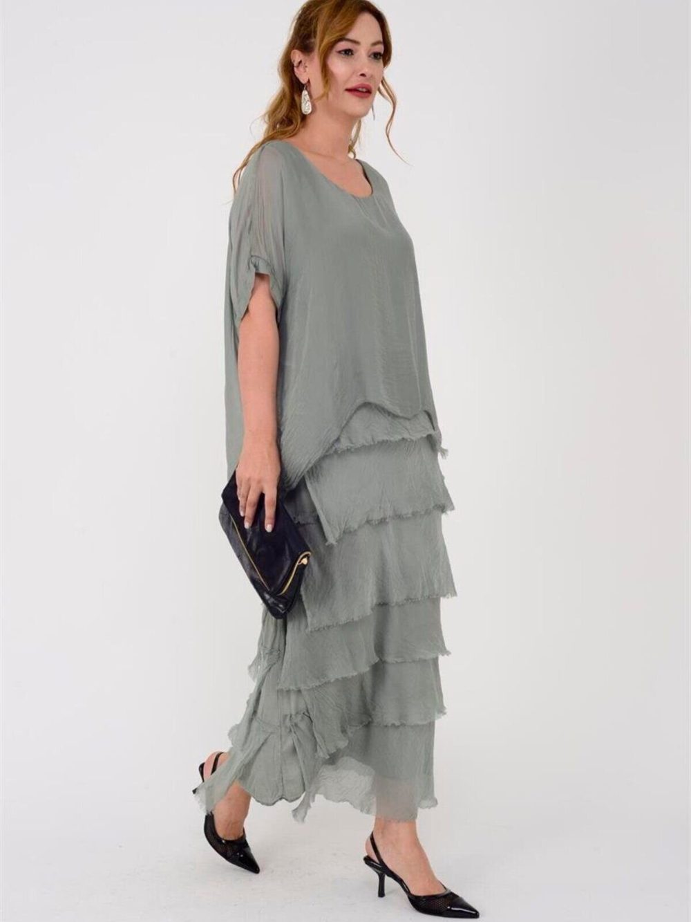 Vestido Largo con Volantes