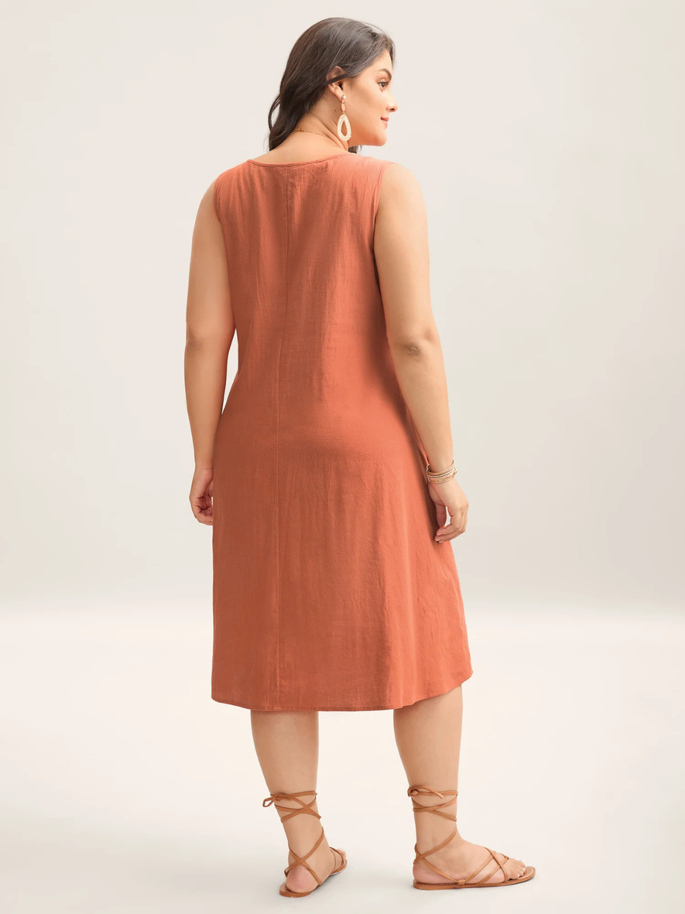 Vestido midi liso de algodón con pliegues
