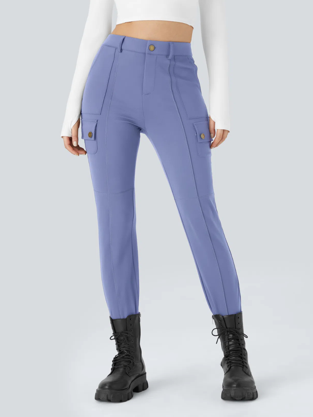 Pantalón cargo ajustado de tiro alto con múltiples bolsillos