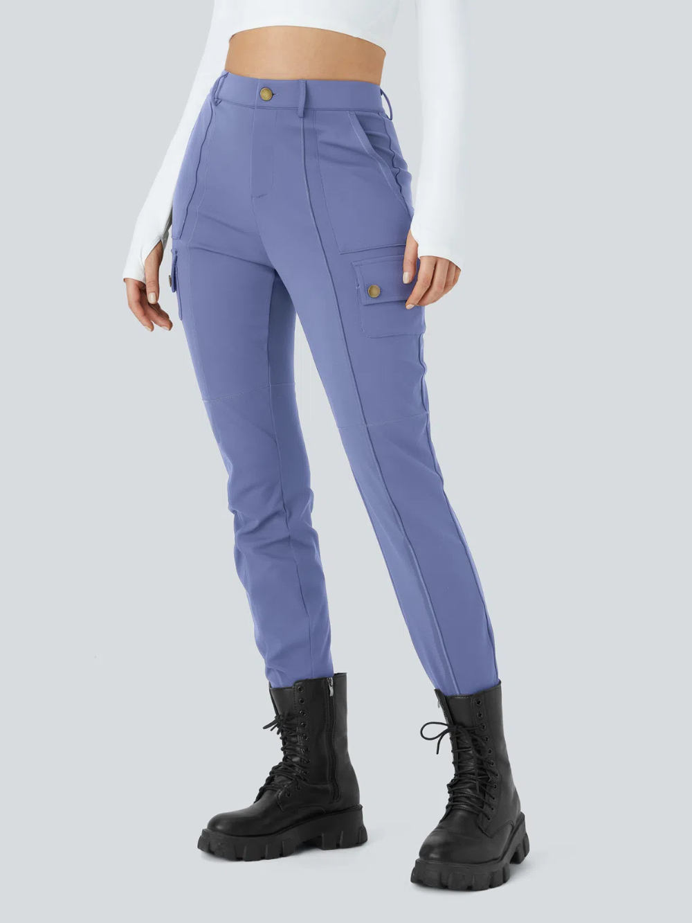 Pantalón cargo ajustado de tiro alto con múltiples bolsillos