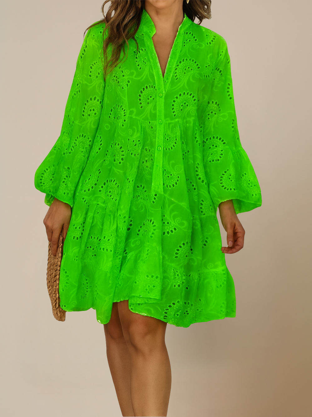 Vestidos de corte A con cuello en V y encaje hueco