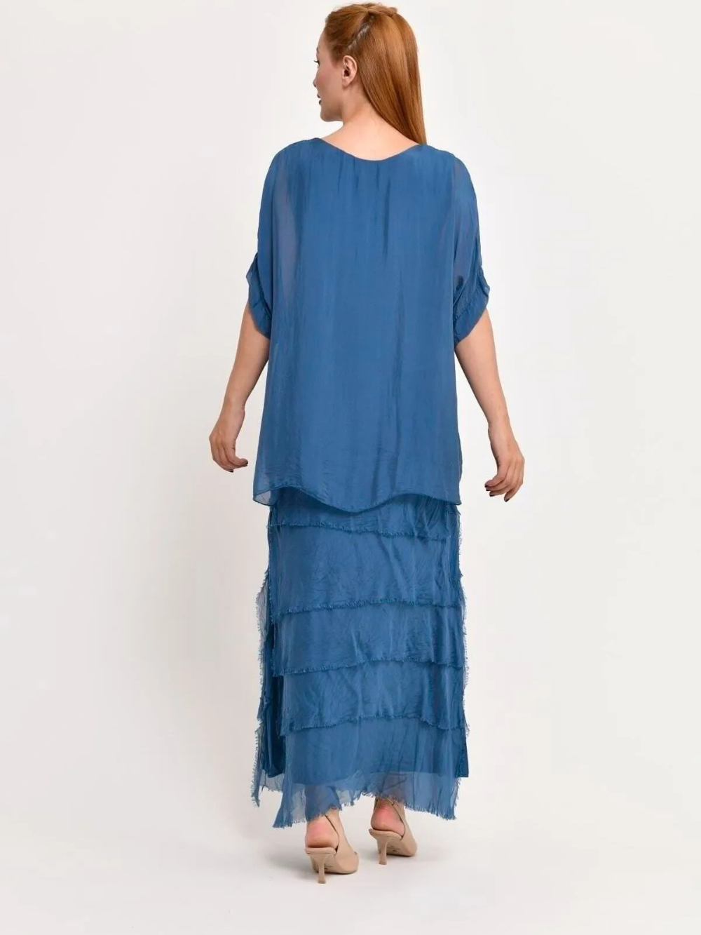 Vestido Largo con Volantes