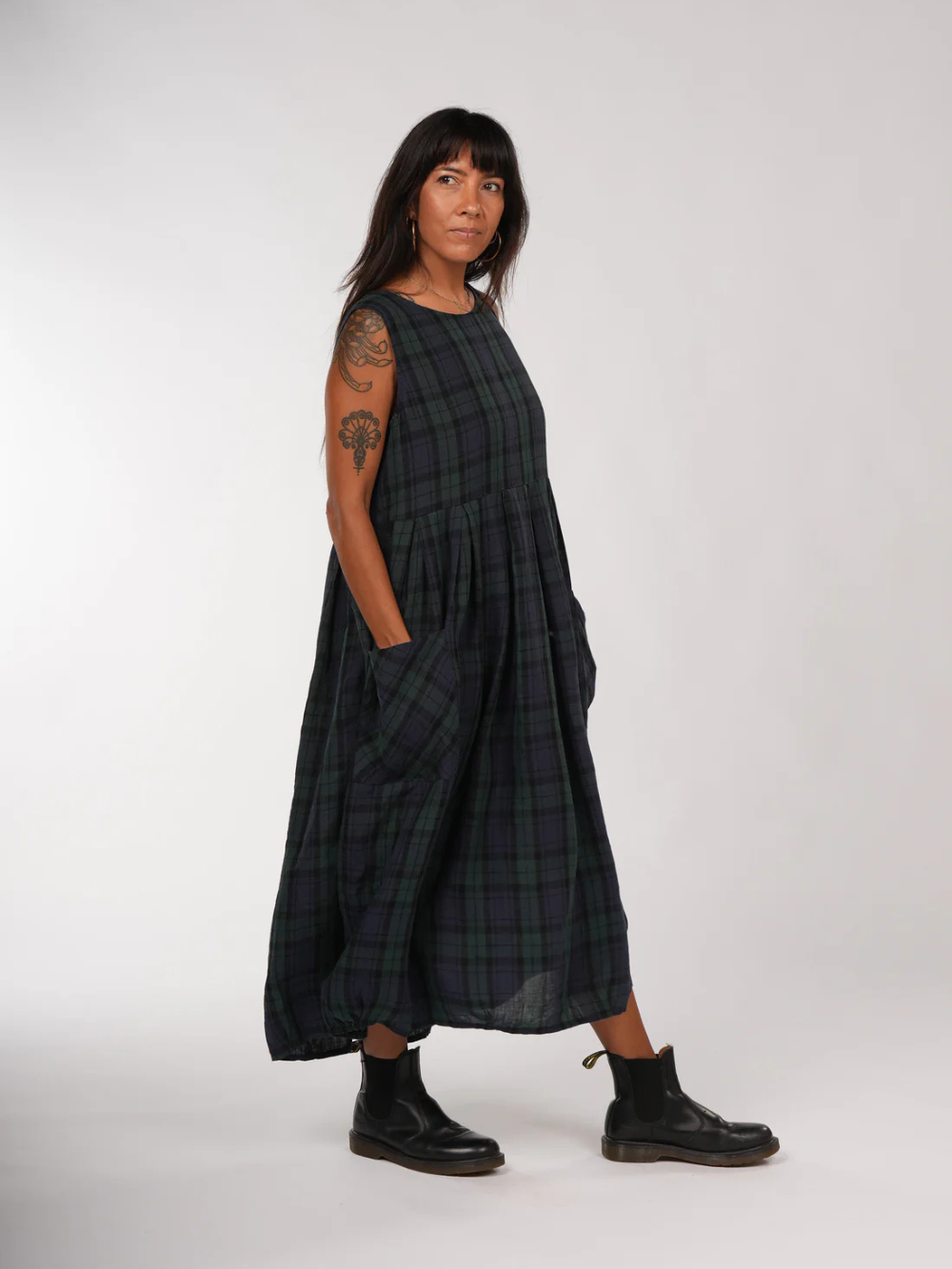 Vestido de lino francés con bolsillos
