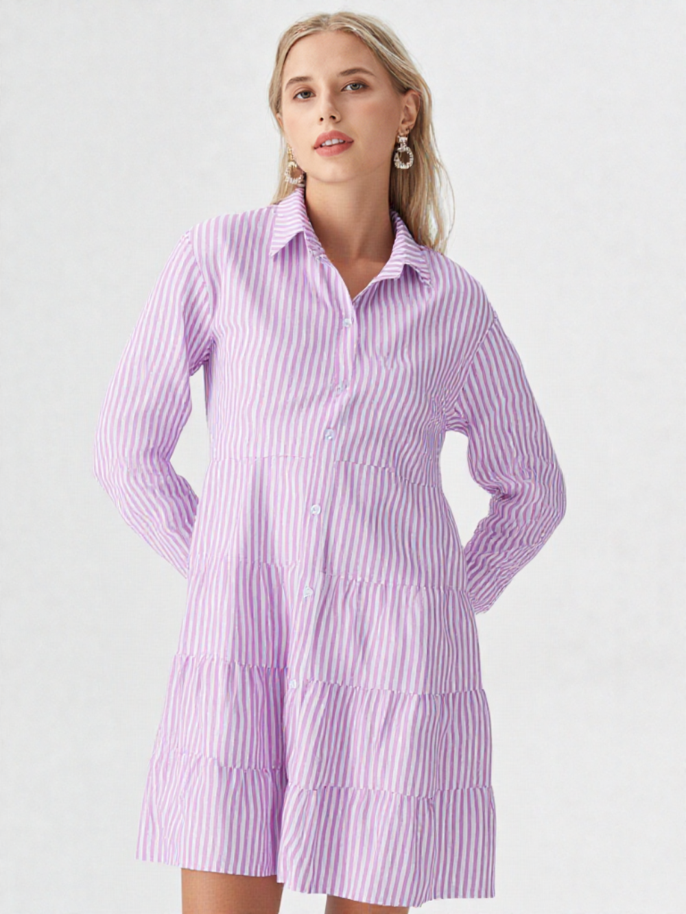 Vestido camisero de rayas con volantes y botones