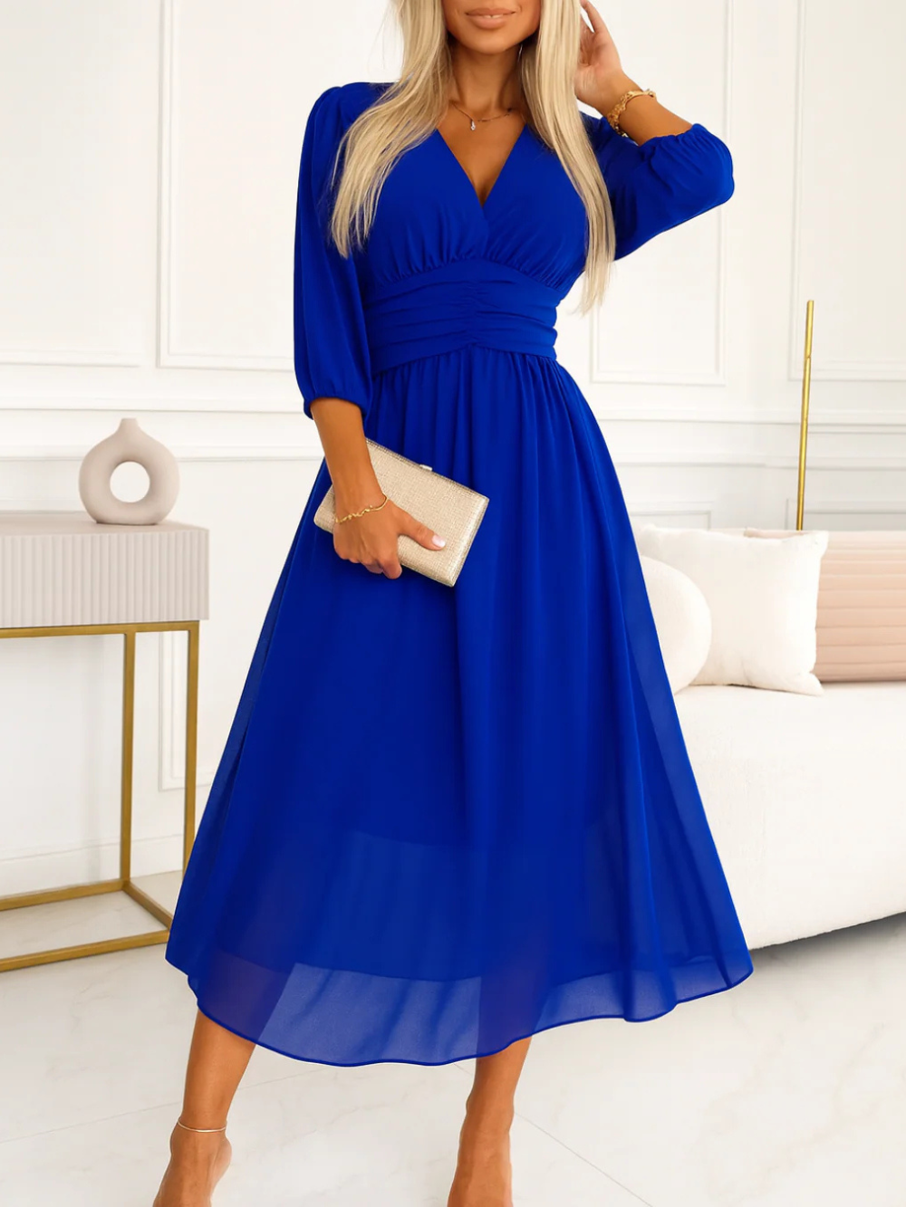Vestido midi cuello en V fruncido y mangas abullonadas