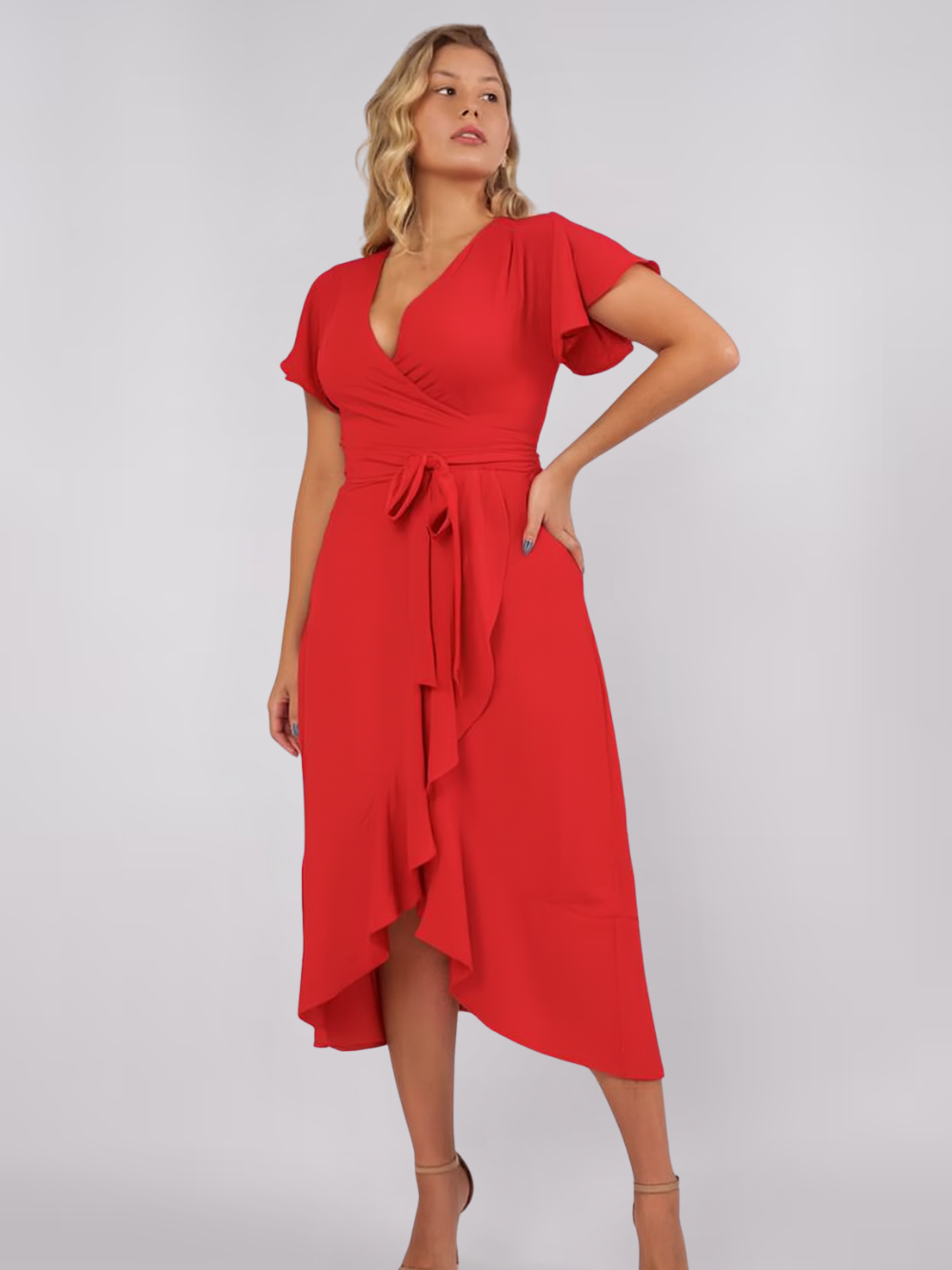 Vestido cruzado midi con escote en V y mangas cortas con volante
