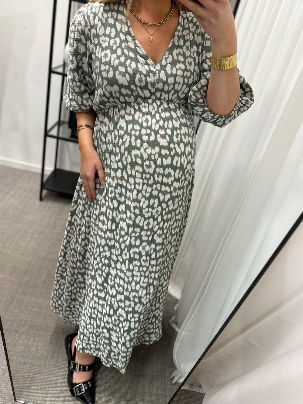 Vestido Estampado con cuello en V