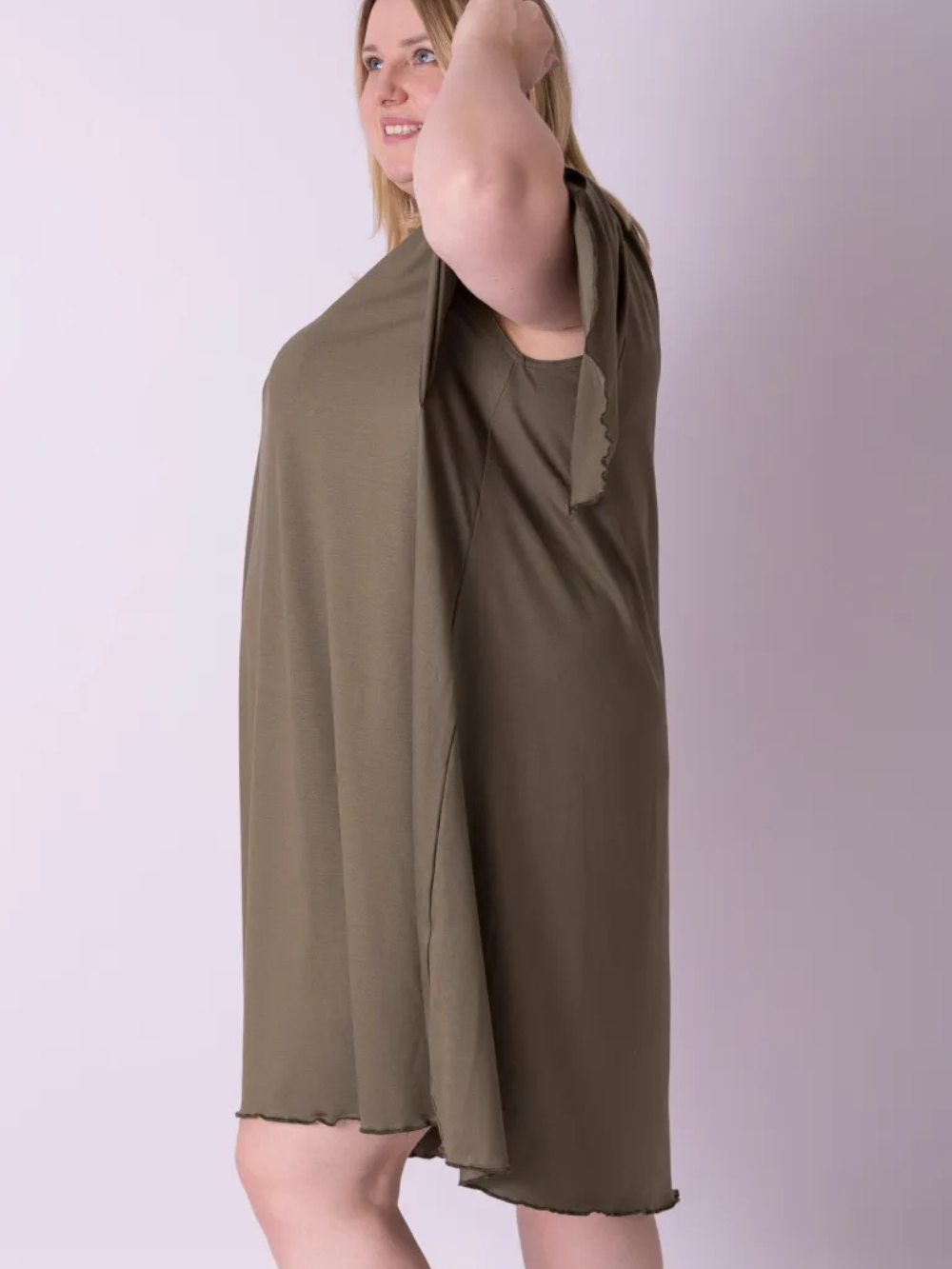 Vestido Midi Karin Manga Corta