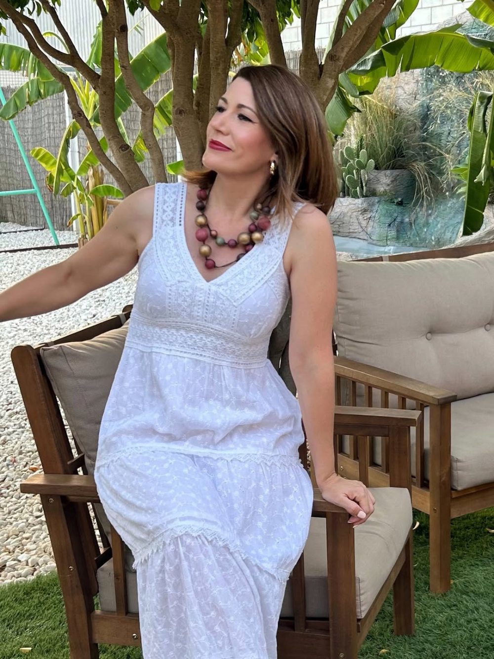 Vestido Largo Boho Chic con Encaje y Bordado