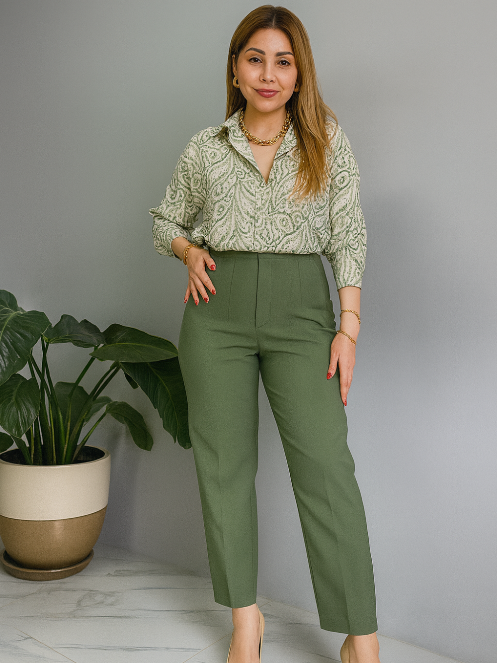 Conjunto de camisa estampada manga larga y pantalón recto
