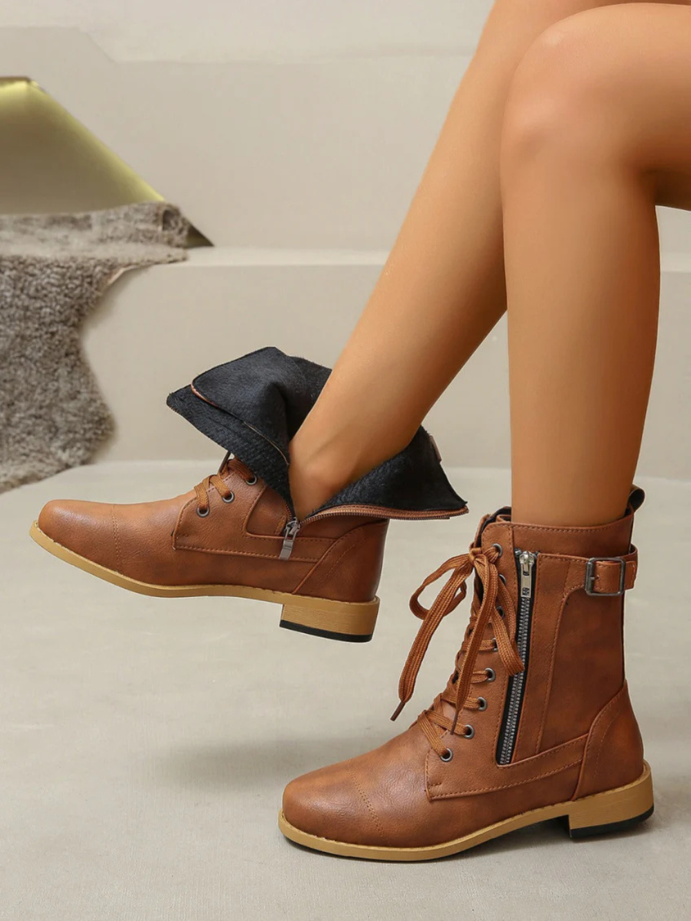 Botas ortopédicas con cordones y cremallera lateral