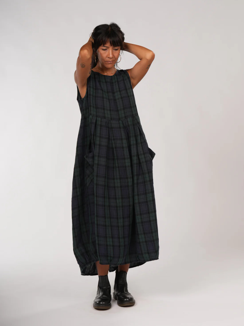 Vestido de lino francés con bolsillos