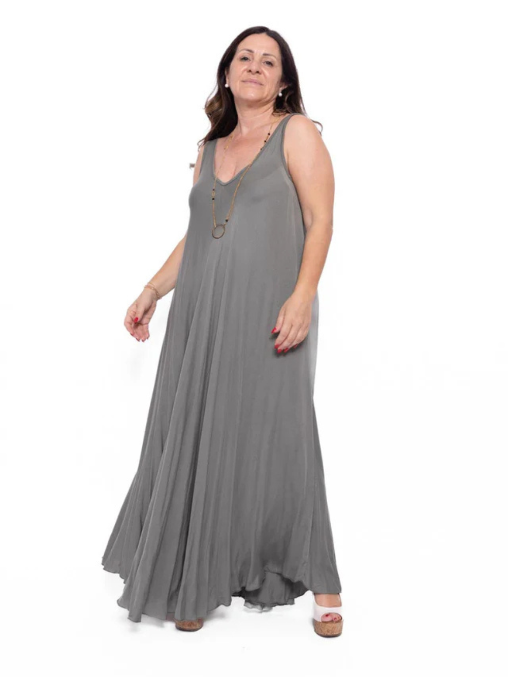 Vestido largo sin mangas elástico con corte fluido