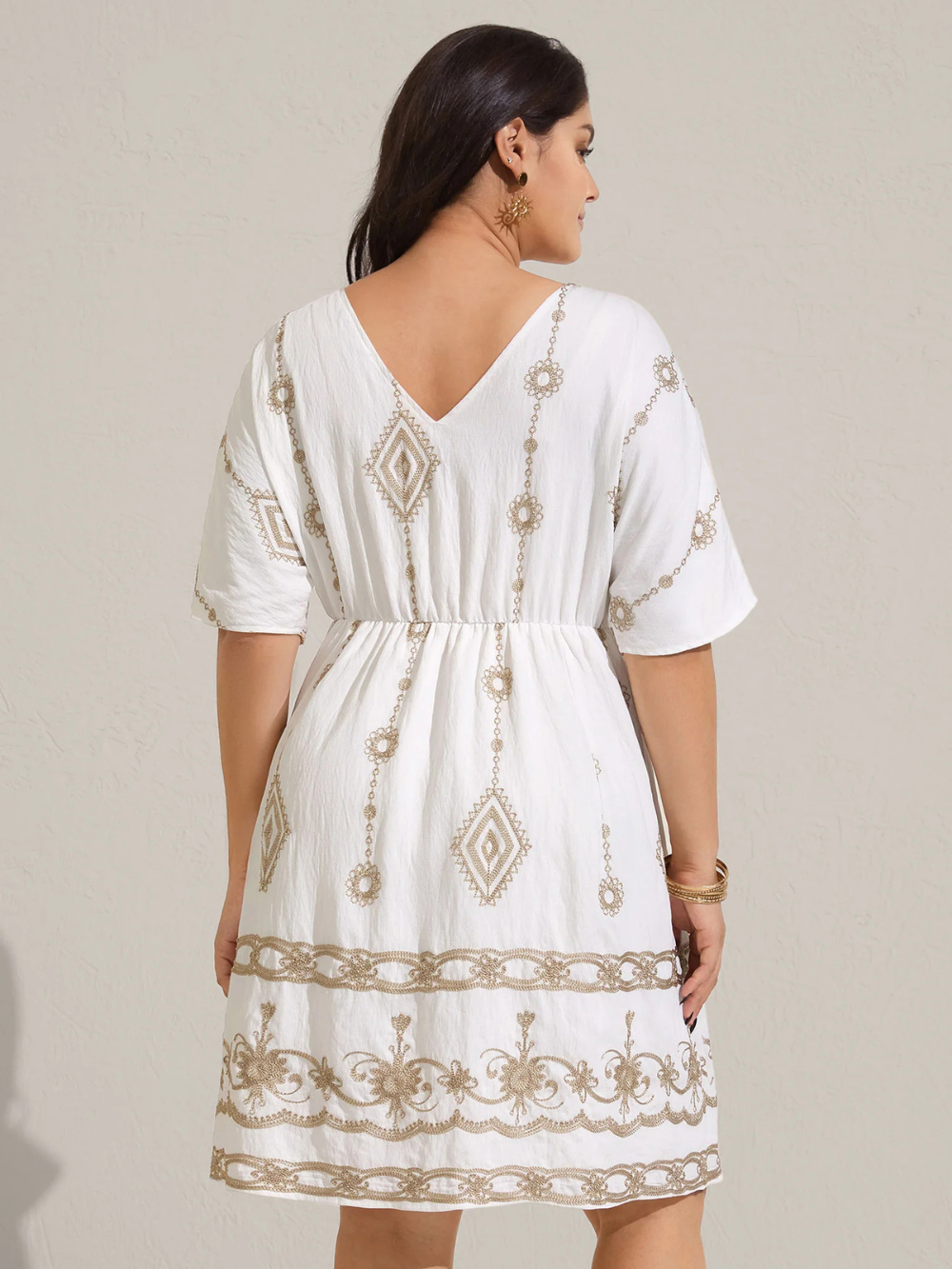 Vestido midi de lino y bordado boho