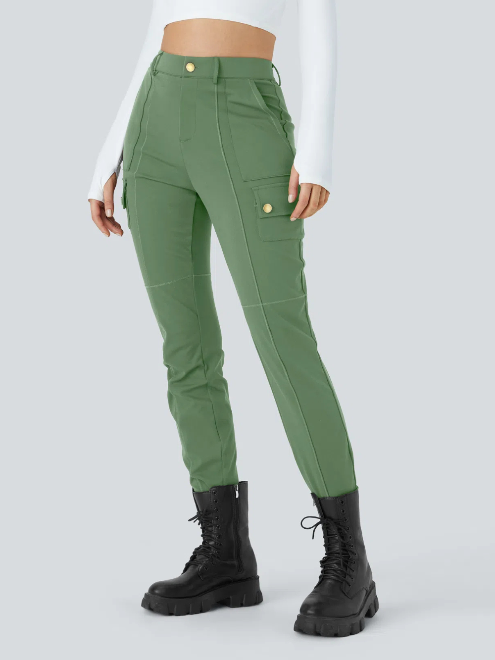 Pantalón cargo ajustado de tiro alto con múltiples bolsillos