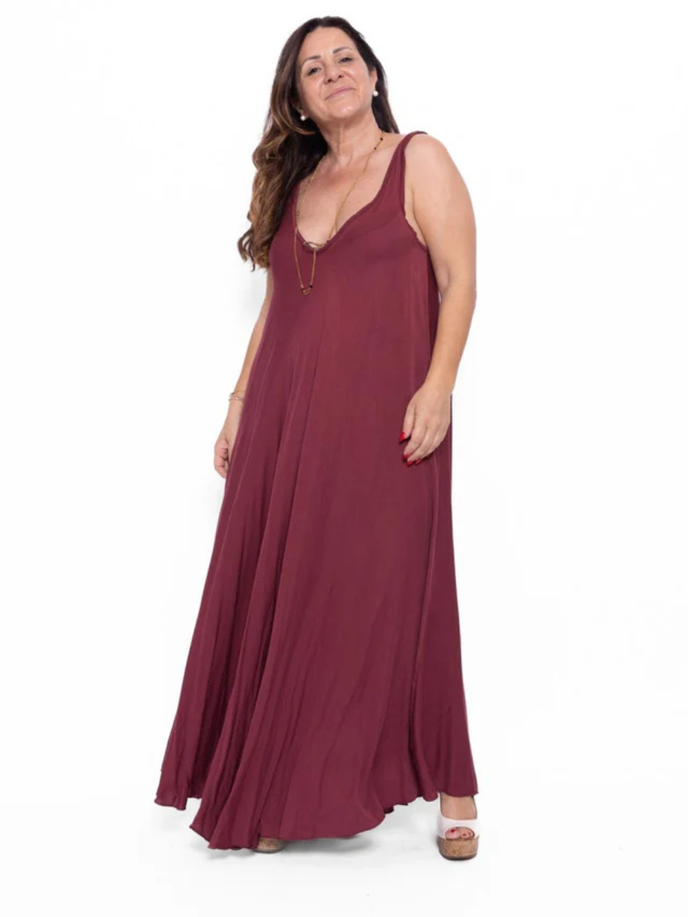 Vestido largo sin mangas elástico con corte fluido