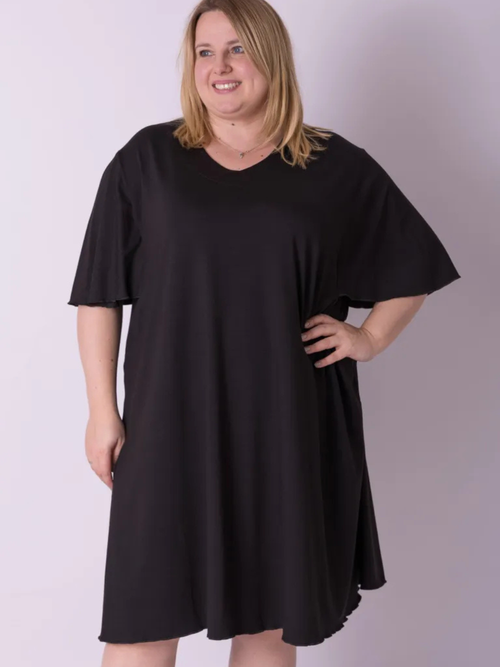 Vestido Midi Karin Manga Corta