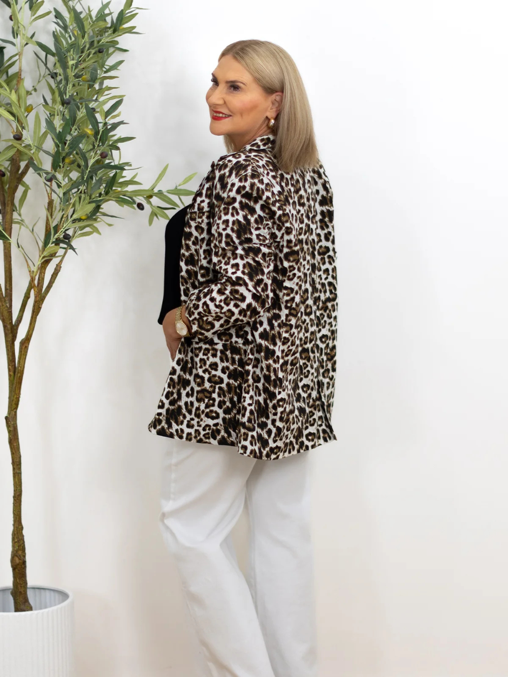 Blazer con estampado animal print y manga larga