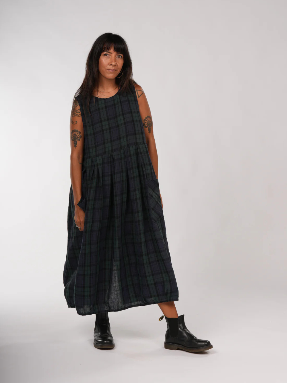 Vestido de lino francés con bolsillos