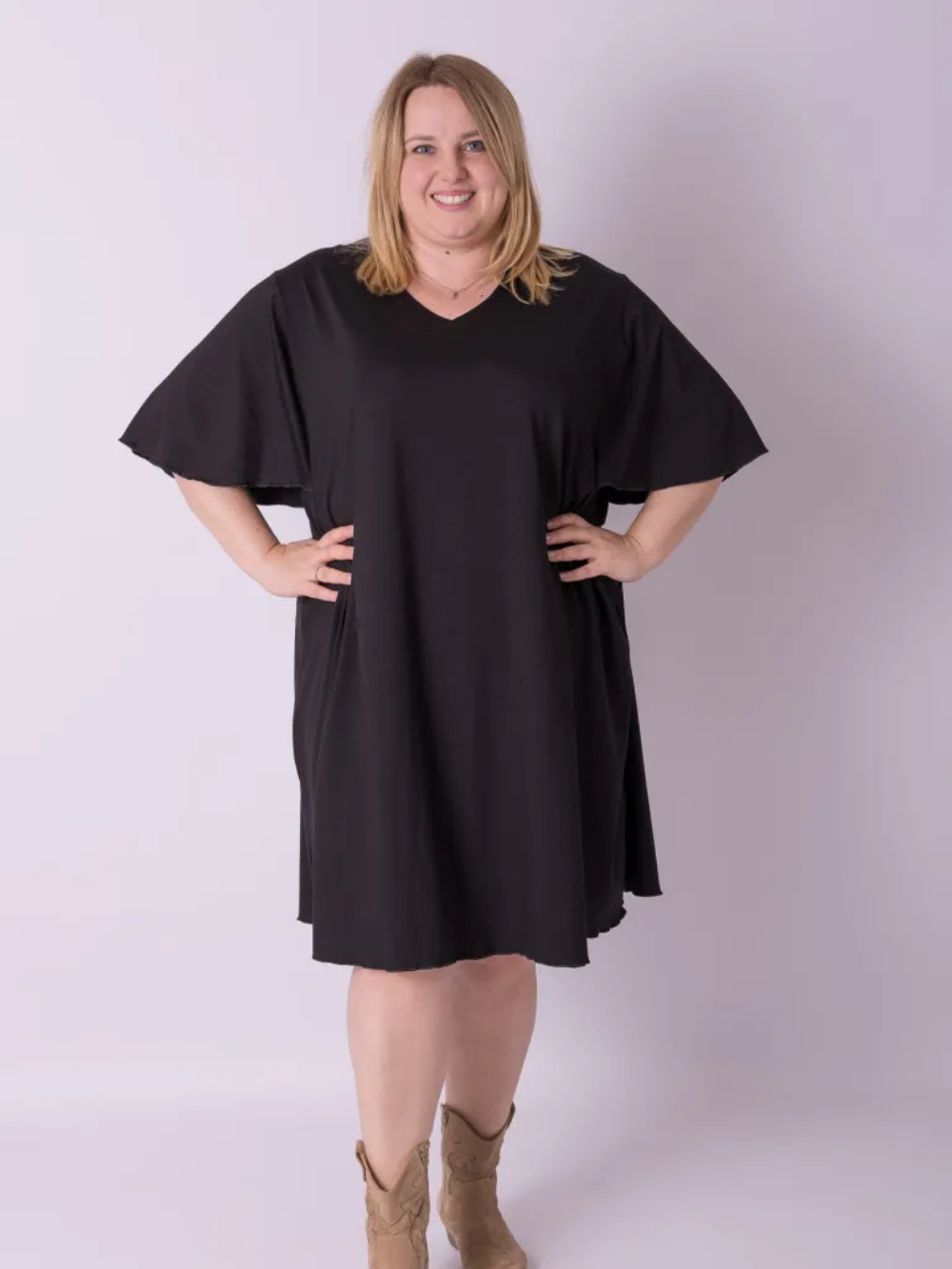 Vestido Midi Karin Manga Corta
