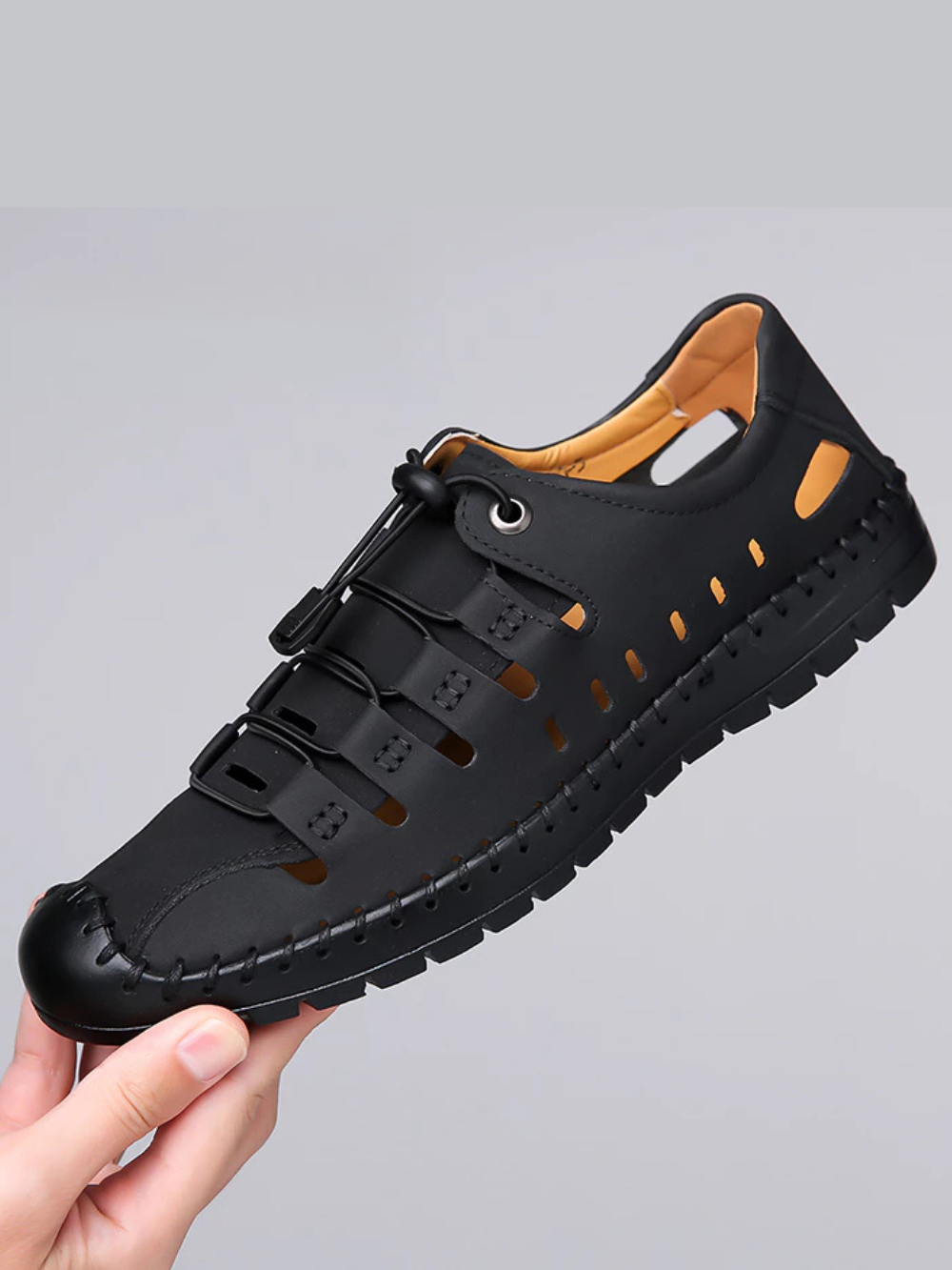 Sandalias huecas de cuero
