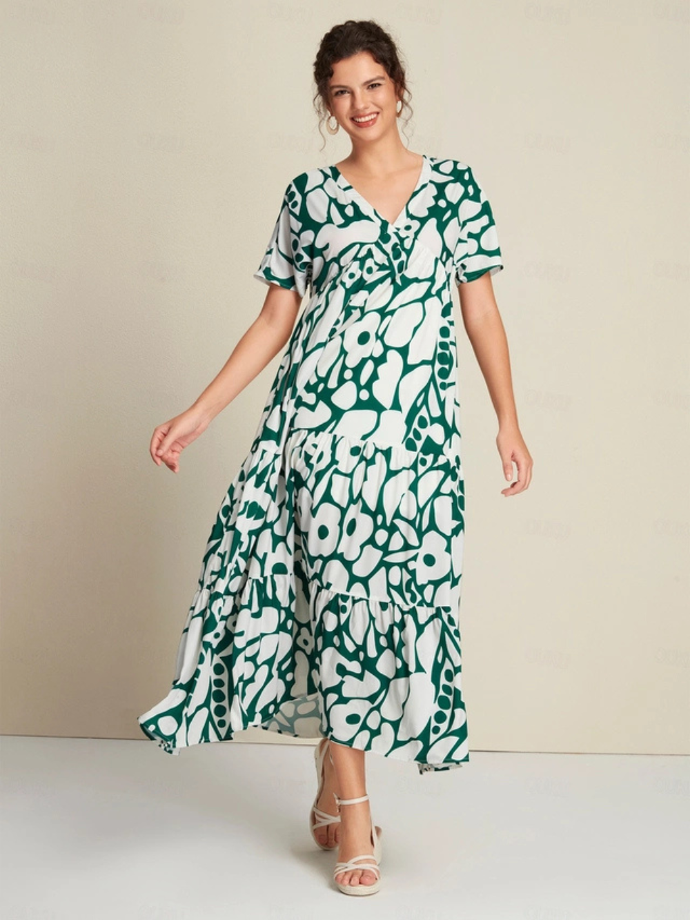 Vestido Nelida con Estampado y escote en V