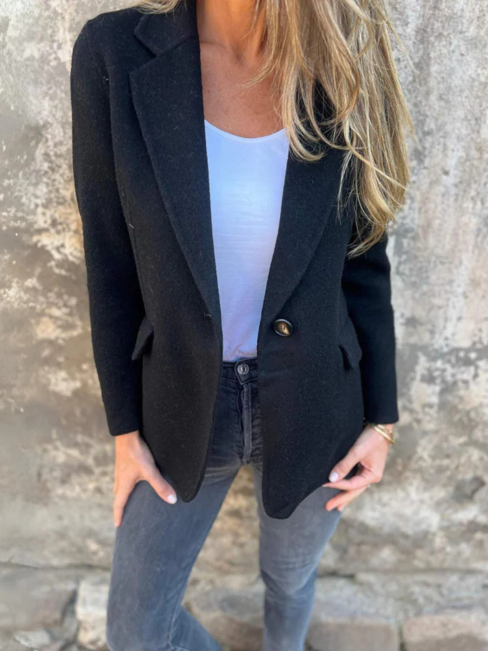 Blazer Madeleine Corte Elegante en Lana Sintética