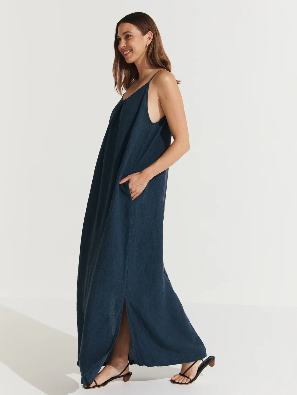 Vestido largo de lino Virginie con aberturas laterales