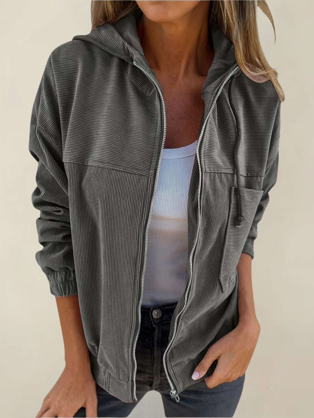 Chaqueta con Capucha de Pana
