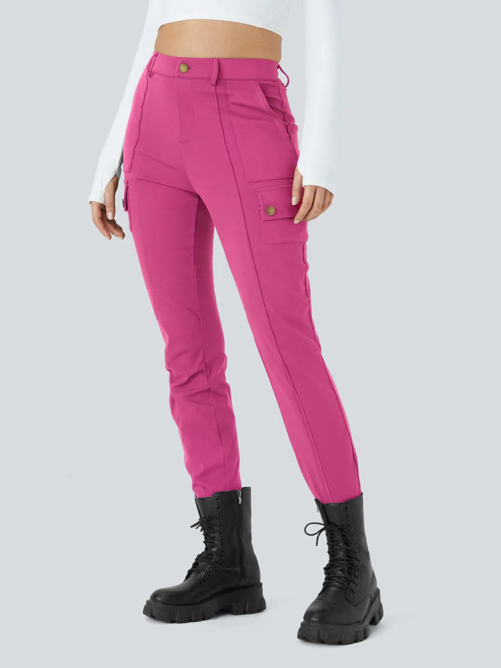 Pantalón cargo ajustado de tiro alto con múltiples bolsillos
